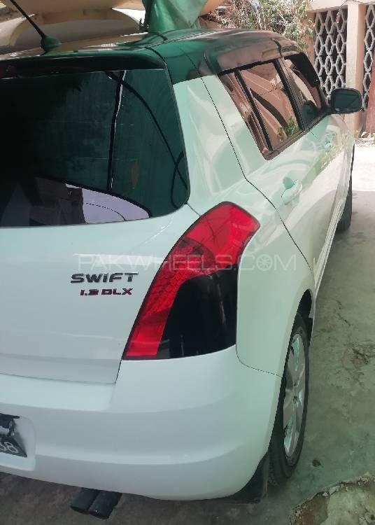 Suzuki Swift 2017 for Sale in Hyderabad Image-1