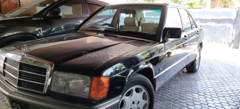 Mercedes Benz E Class 1983 for Sale in Lahore Image-1