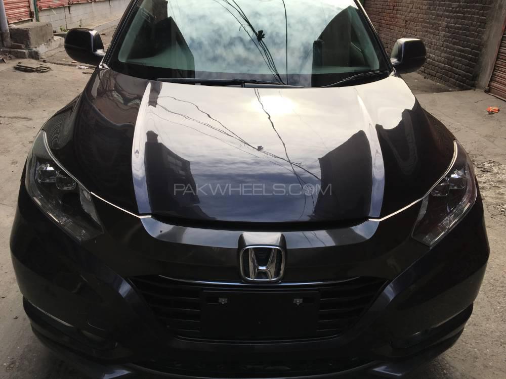 Honda Vezel 2016 for Sale in Lahore Honda Vezel 2016 for Sale in Lahore Image-10