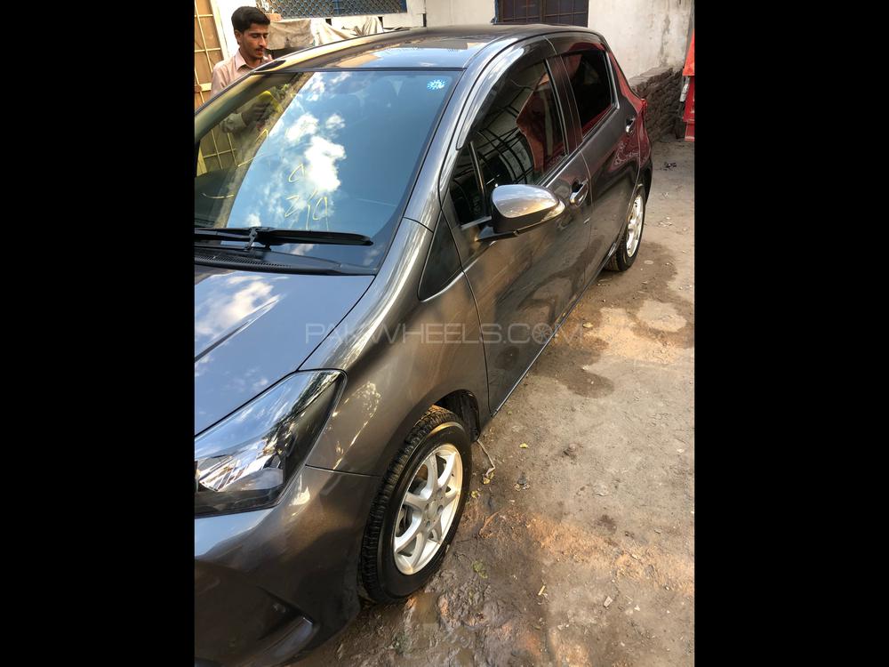 ٹویوٹا ویٹز 2016 for Sale in سیالکوٹ ٹویوٹا ویٹز 2016 for Sale in سیالکوٹ Image-4