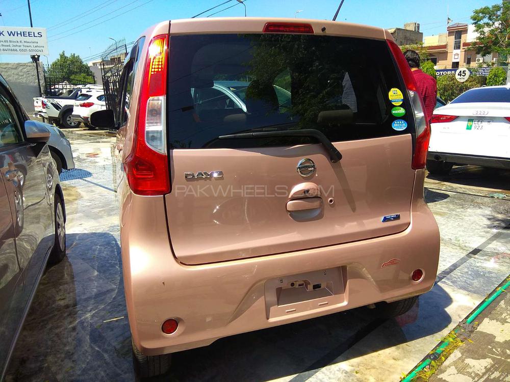 Nissan Dayz 2015 for Sale in Lahore Nissan Dayz 2015 for Sale in Lahore Image-10