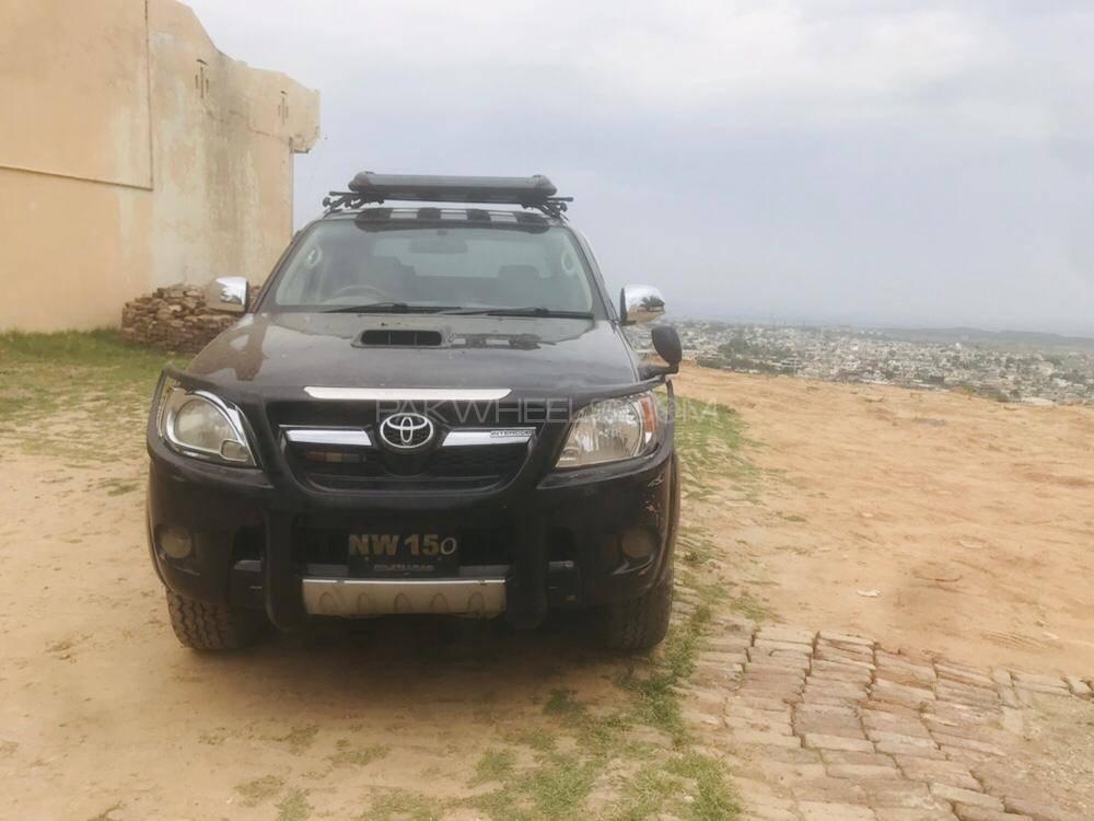 Toyota Hilux 2005 for Sale in Mirpur A.K. Image-1