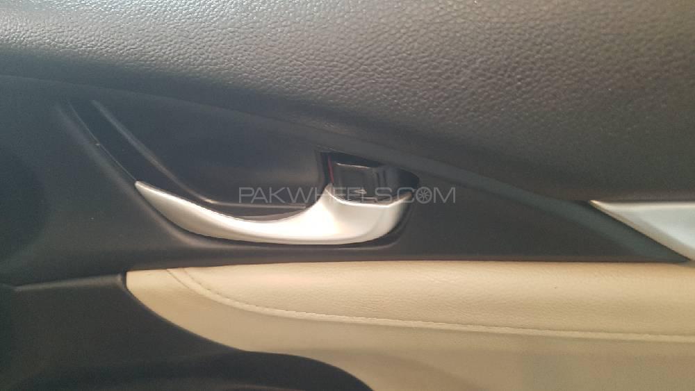 Honda Civic 2018 for Sale in Lahore Honda Civic 2018 for Sale in Lahore Image-15