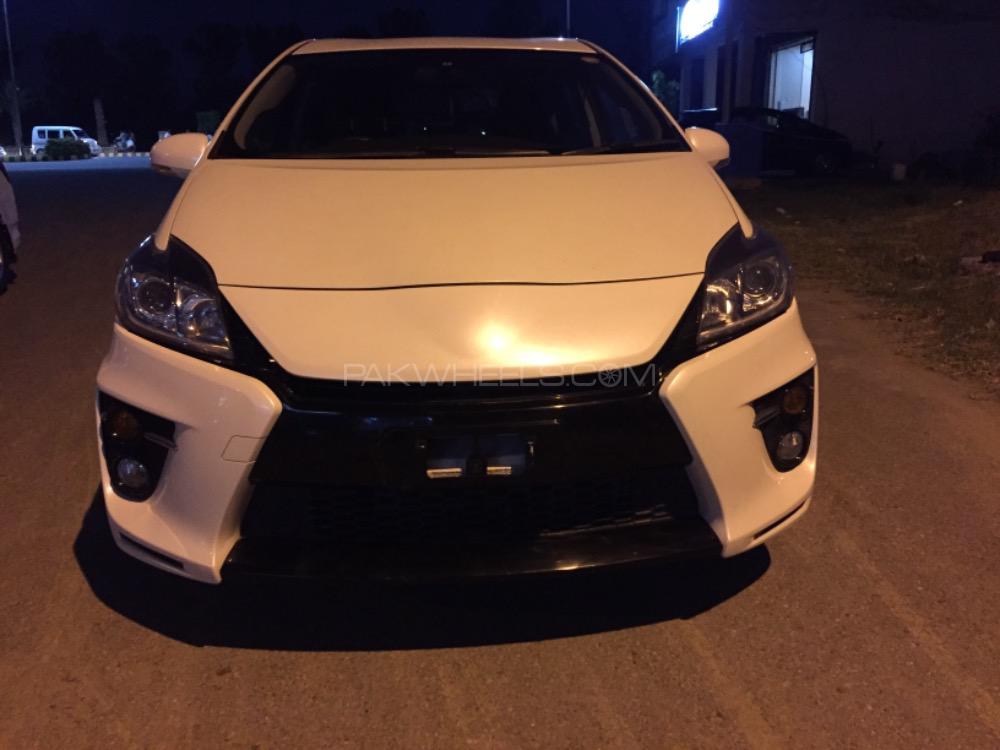 ٹویوٹا پریوس 2015 for Sale in گجرانوالہ ٹویوٹا پریوس 2015 for Sale in گجرانوالہ Image-2