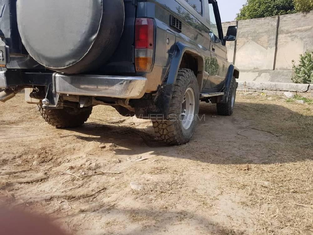 Toyota Land Cruiser 1985 for Sale in Chakwal Image-1