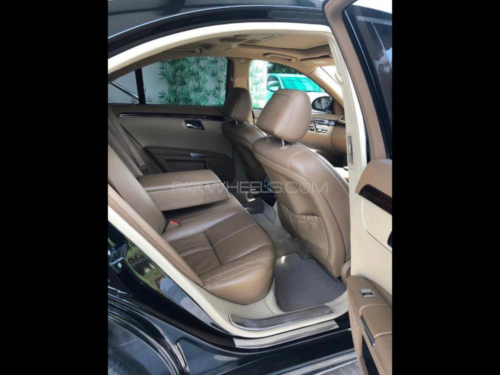 Mercedes Benz S Class 2006 for Sale in Sialkot Mercedes Benz S Class 2006 for Sale in Sialkot Image-16