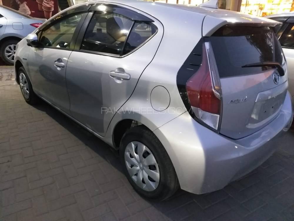 Toyota Aqua 2015 for Sale in Sialkot Toyota Aqua 2015 for Sale in Sialkot Image-3