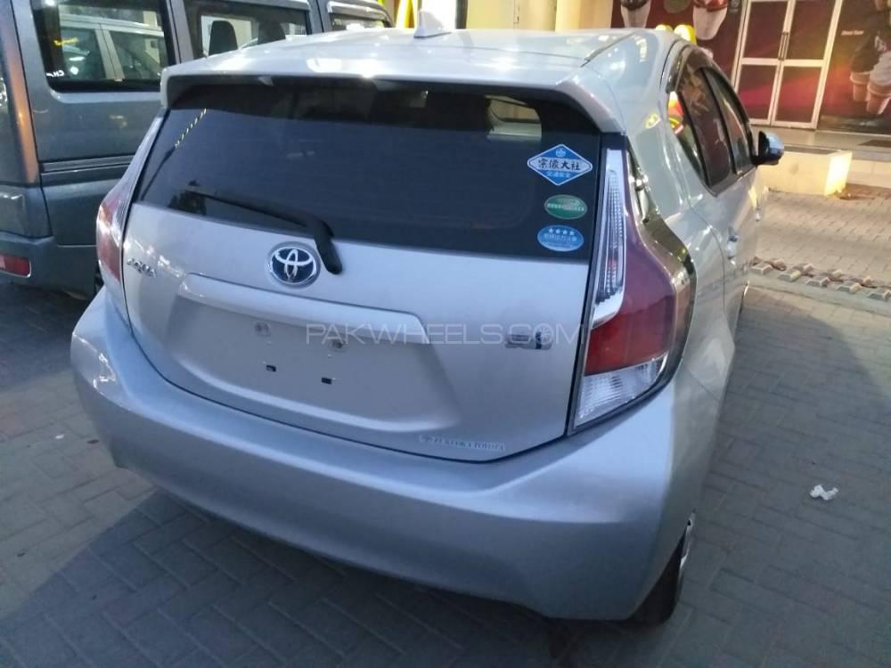 Toyota Aqua 2015 for Sale in Sialkot Toyota Aqua 2015 for Sale in Sialkot Image-4