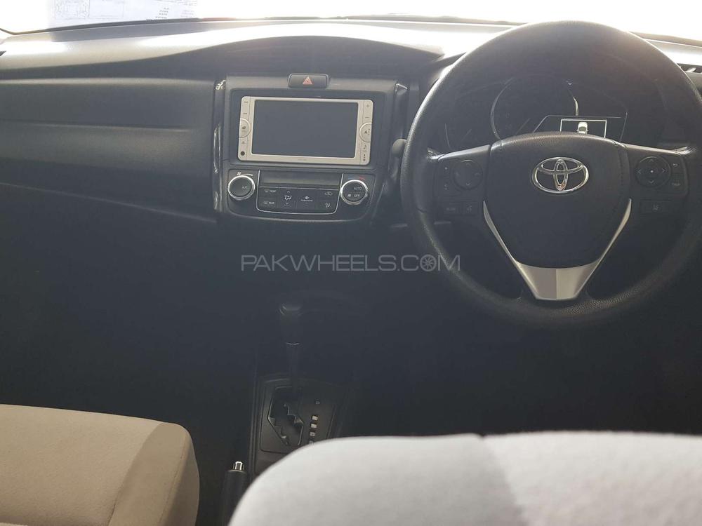 Toyota Corolla Axio 2015 for Sale in Islamabad Toyota Corolla Axio 2015 for Sale in Islamabad Image-9