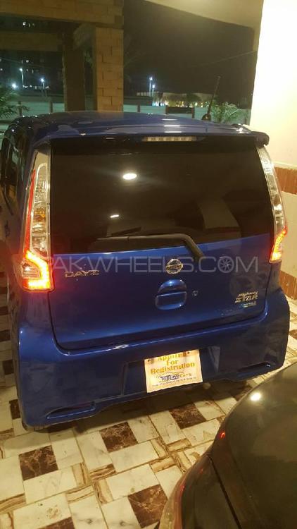 Nissan Dayz Highway Star 2016 for Sale in Karachi Nissan Dayz Highway Star 2016 for Sale in Karachi Image-2