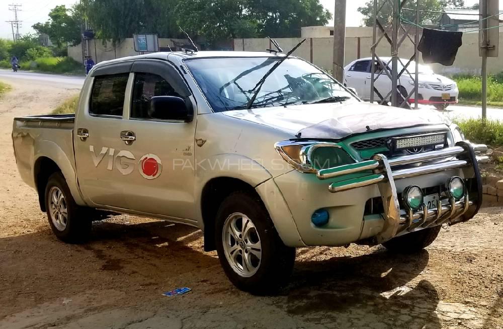Toyota Hilux 2008 for Sale in Fateh Jang Toyota Hilux 2008 for Sale in Fateh Jang Image-2