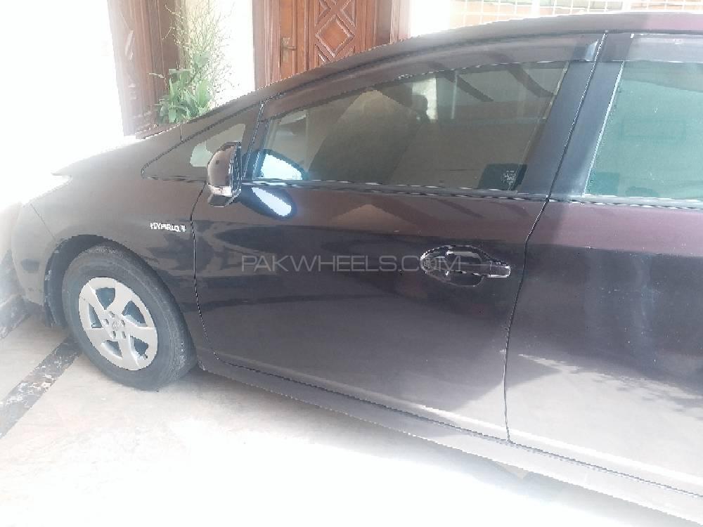 Toyota Prius 2012 for Sale in Lahore Image-1