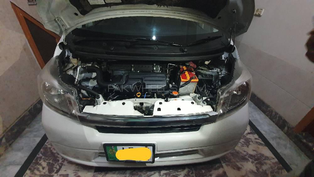 Daihatsu Move 2013 for Sale in Lahore Daihatsu Move 2013 for Sale in Lahore Image-2