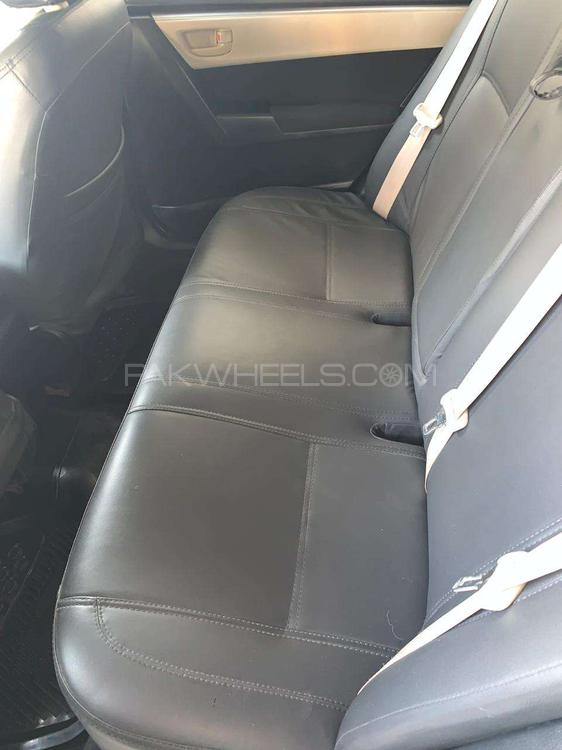 Toyota Corolla 2014 for Sale in Karachi Toyota Corolla 2014 for Sale in Karachi Image-9