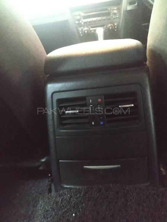 BMW 3 Series 2005 for Sale in Lahore BMW 3 Series 2005 for Sale in Lahore Image-9