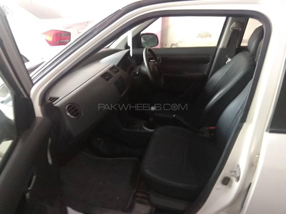 Suzuki Swift 2010 for Sale in Bahawalpur Suzuki Swift 2010 for Sale in Bahawalpur Image-3