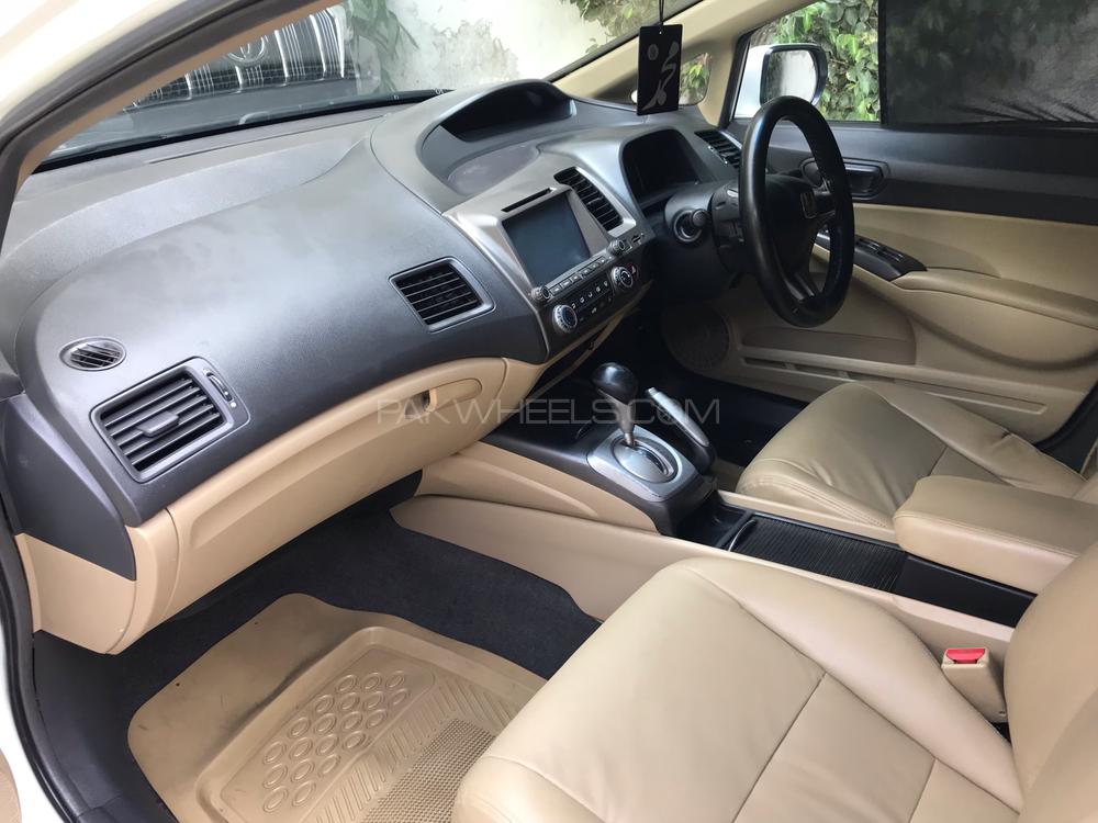 Honda Civic 2011 for Sale in Bahawalpur Honda Civic 2011 for Sale in Bahawalpur Image-16