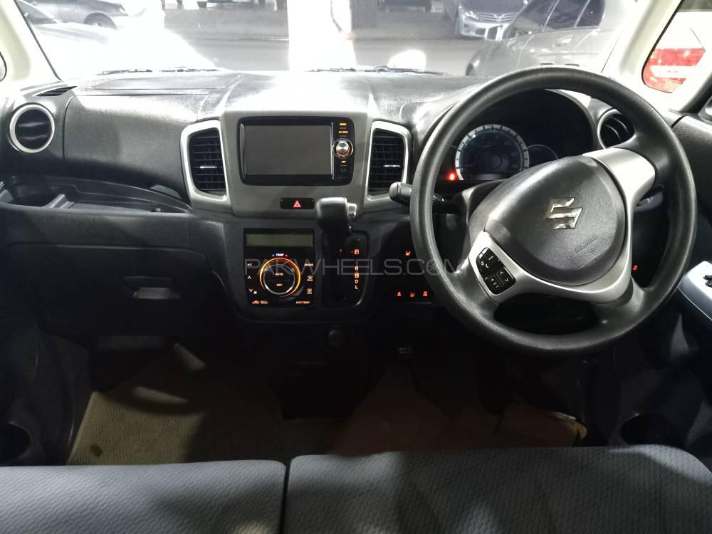 Suzuki Spacia 2014 for Sale in Peshawar Suzuki Spacia 2014 for Sale in Peshawar Image-5
