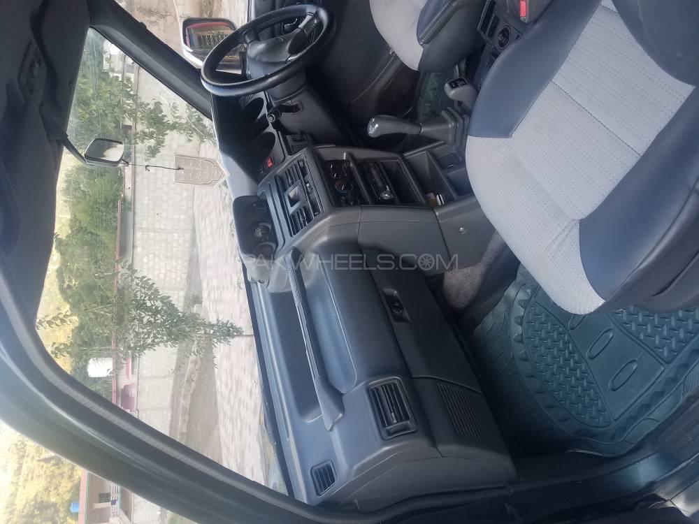 Mitsubishi Pajero 1994 for Sale in Muzaffarabad Mitsubishi Pajero 1994 for Sale in Muzaffarabad Image-8
