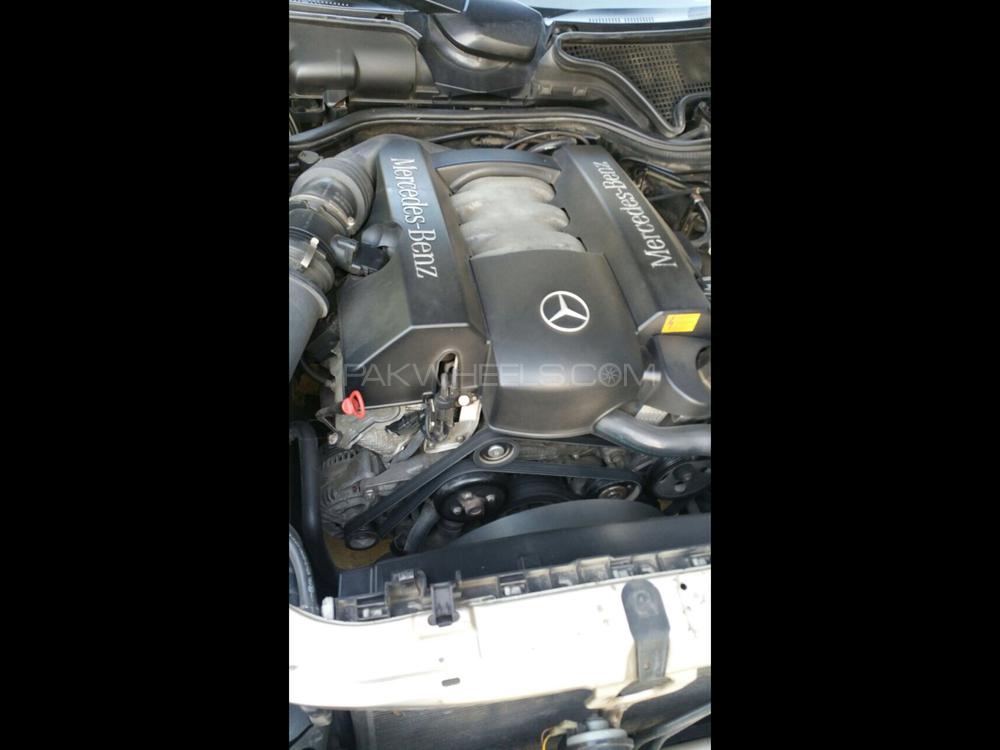 مرسڈیز بینز ای کلاس 2001 for Sale in مردان مرسڈیز بینز ای کلاس 2001 for Sale in مردان Image-9