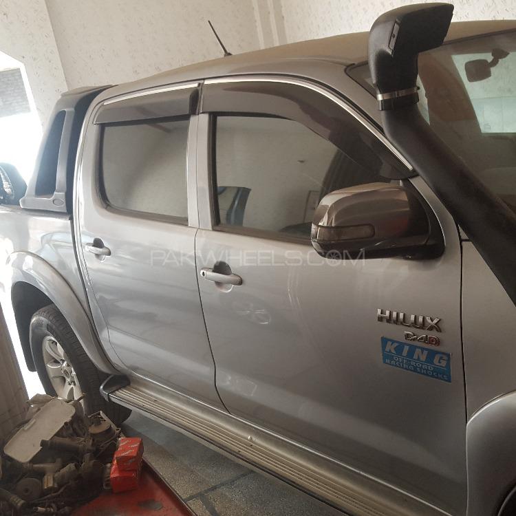 Toyota Hilux 2013 for Sale in Lahore Image-1