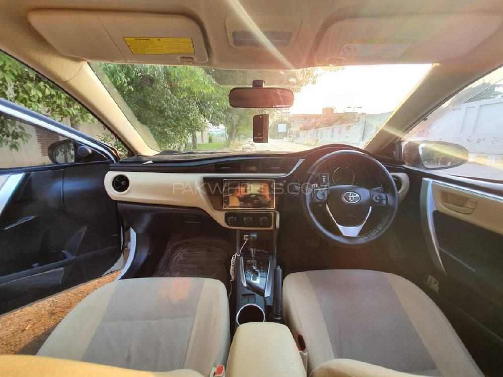 Toyota Corolla 2018 for Sale in Peshawar Toyota Corolla 2018 for Sale in Peshawar Image-8
