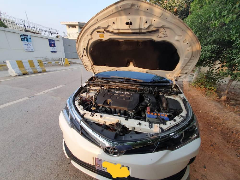 Toyota Corolla 2018 for Sale in Peshawar Toyota Corolla 2018 for Sale in Peshawar Image-9