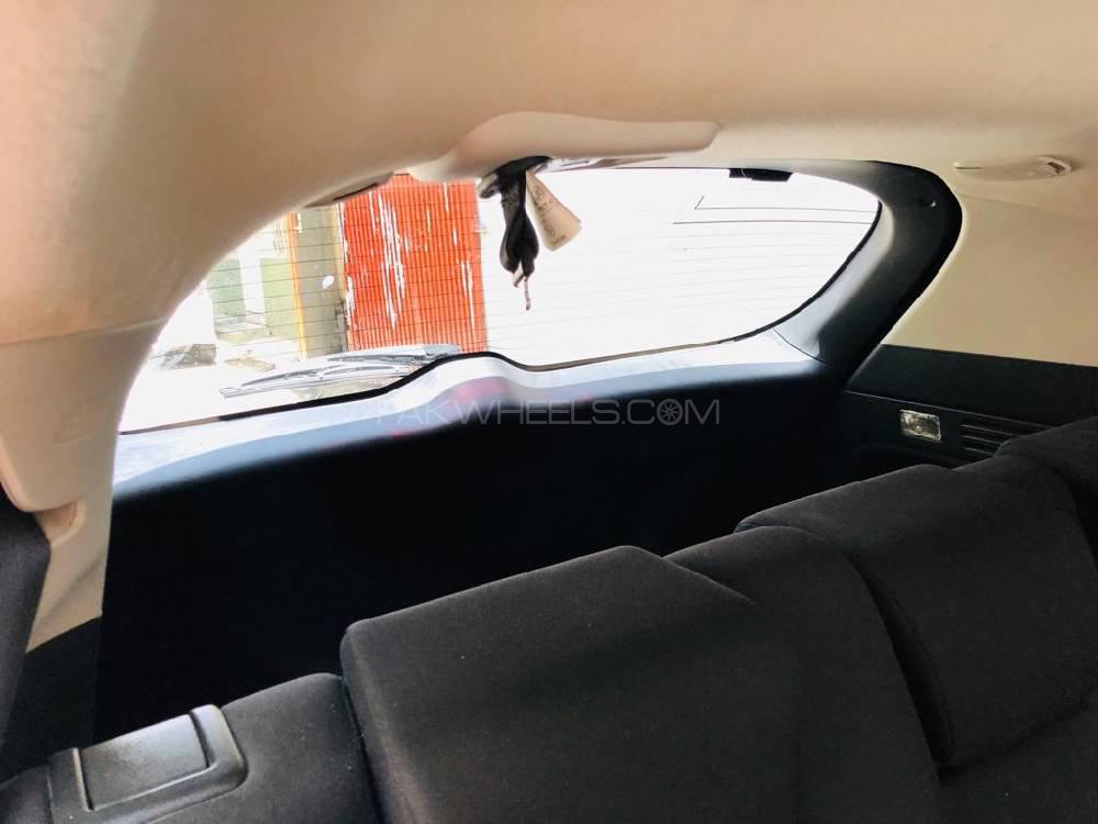 Honda Vezel 2013 for Sale in Peshawar Honda Vezel 2013 for Sale in Peshawar Image-12