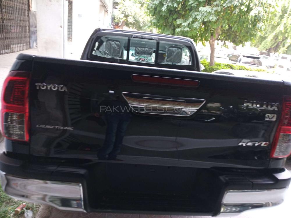Toyota Hilux 2019 for Sale in Islamabad Toyota Hilux 2019 for Sale in Islamabad Image-4