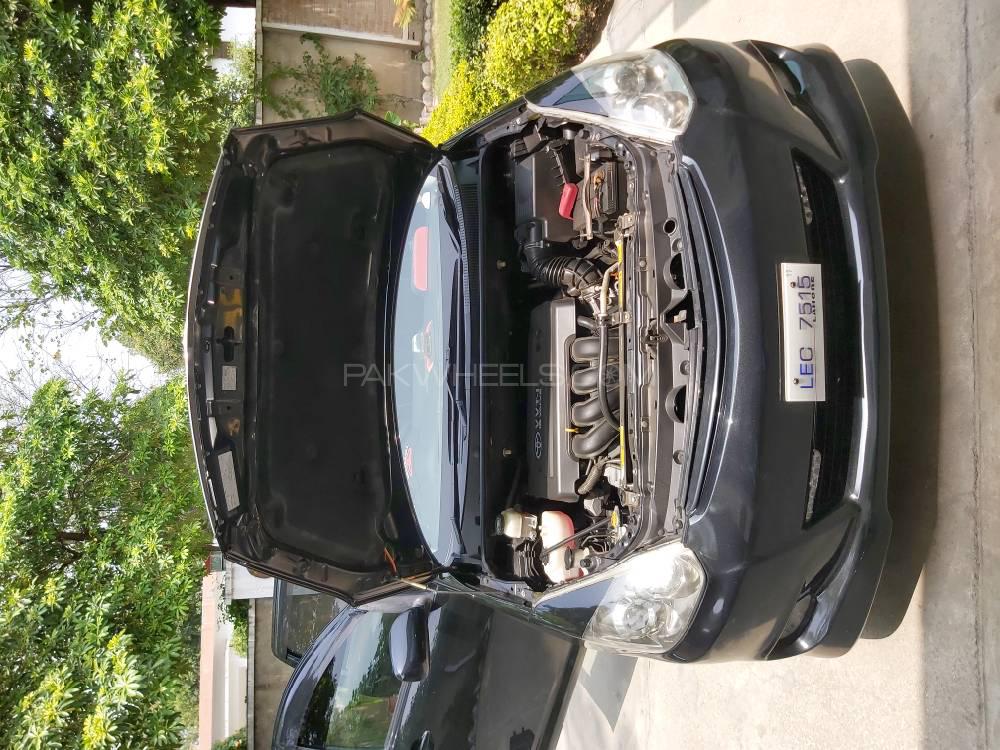 Toyota Wish 2007 for Sale in Kamra Image-1