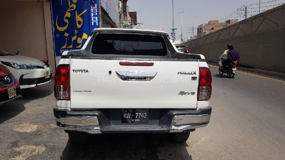 Toyota Hilux 2018 for Sale in Multan Toyota Hilux 2018 for Sale in Multan Image-4