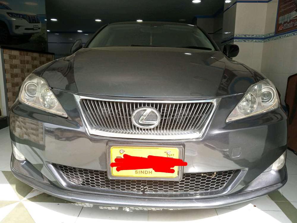 Lexus IS 2005 for Sale in Karachi Lexus IS 2005 for Sale in Karachi Image-2