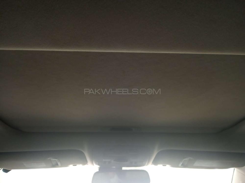Lexus IS 2005 for Sale in Karachi Lexus IS 2005 for Sale in Karachi Image-12