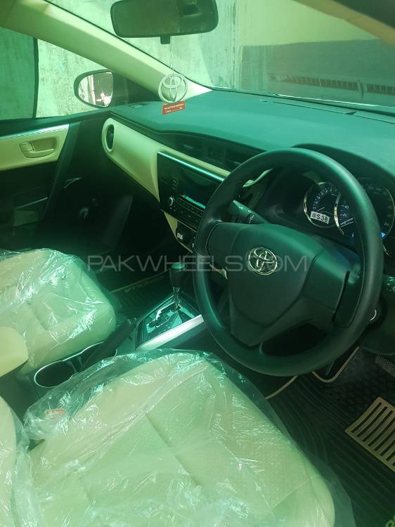 Toyota Corolla 2018 for Sale in Sahiwal Toyota Corolla 2018 for Sale in Sahiwal Image-6