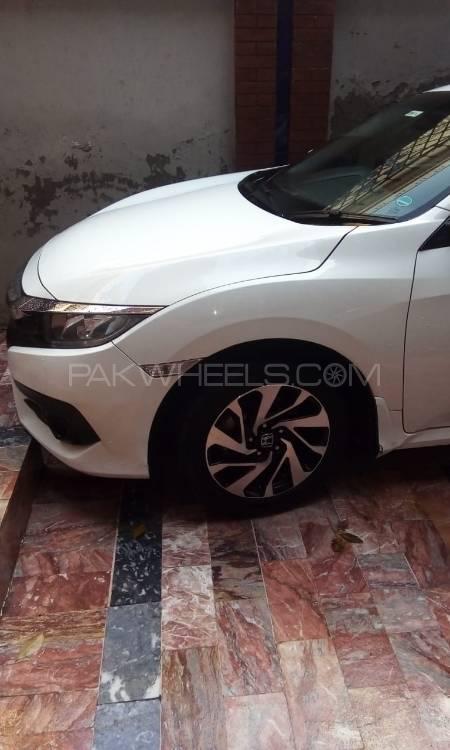 Honda Civic 2017 for Sale in Gujrat Image-1