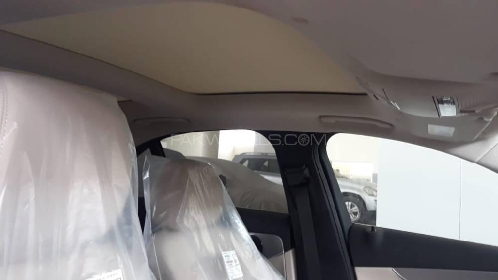 Mercedes Benz C Class 2019 for Sale in Karachi Mercedes Benz C Class 2019 for Sale in Karachi Image-5