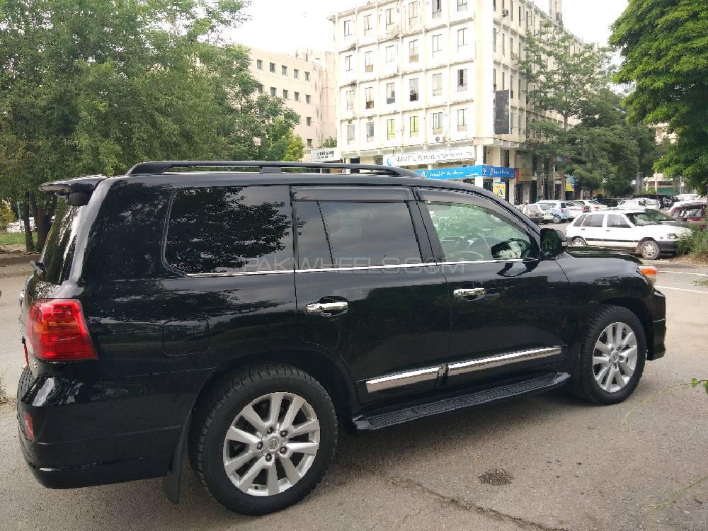 Toyota Land Cruiser 2013 for Sale in Islamabad Toyota Land Cruiser 2013 for Sale in Islamabad Image-8