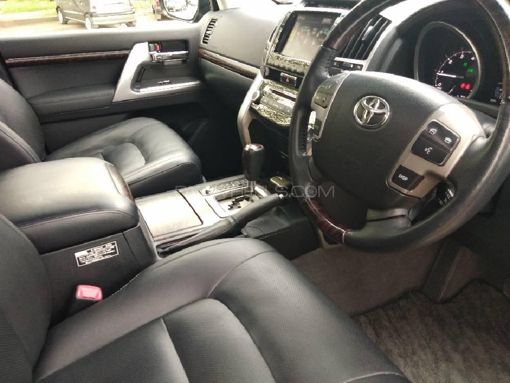Toyota Land Cruiser 2013 for Sale in Islamabad Toyota Land Cruiser 2013 for Sale in Islamabad Image-18