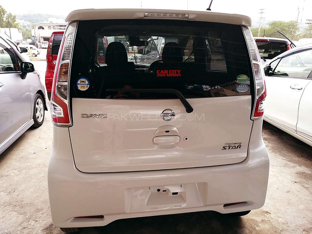 Nissan Dayz Highway Star 2017 for Sale in Rawalpindi Nissan Dayz Highway Star 2017 for Sale in Rawalpindi Image-4