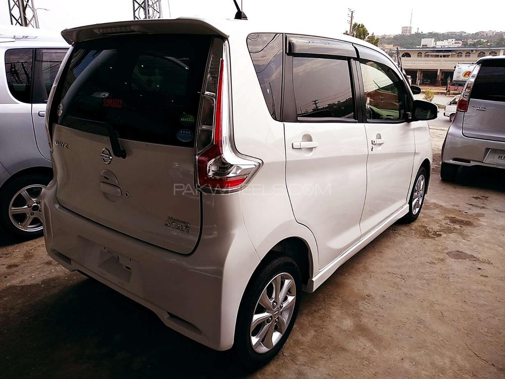 Nissan Dayz Highway Star 2017 for Sale in Rawalpindi Nissan Dayz Highway Star 2017 for Sale in Rawalpindi Image-6