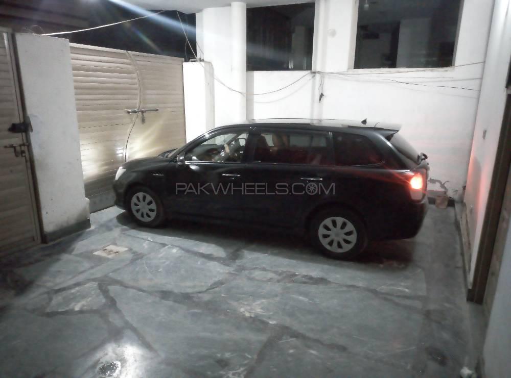Toyota Corolla Fielder 2014 for Sale in Peshawar Toyota Corolla Fielder 2014 for Sale in Peshawar Image-3