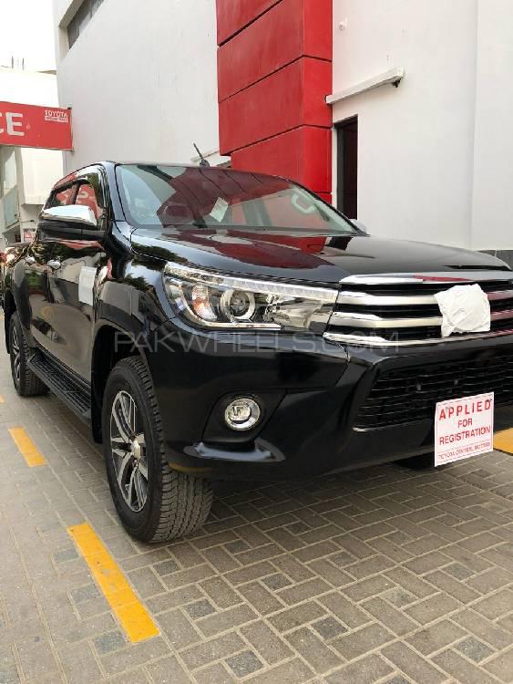 Toyota Hilux 2021 for Sale in Karachi Toyota Hilux 2021 for Sale in Karachi Image-3
