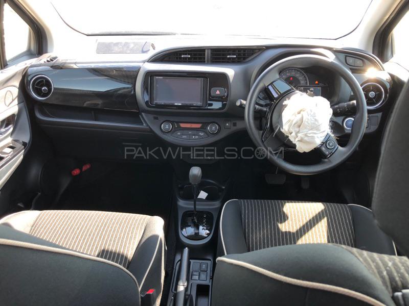 Toyota Vitz 2017 for Sale in Lahore Toyota Vitz 2017 for Sale in Lahore Image-13