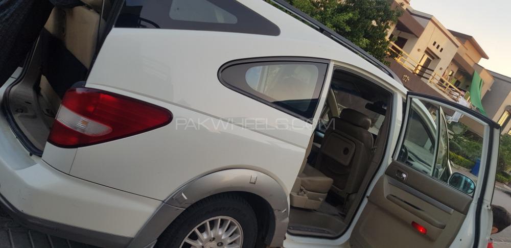 SsangYong Stavic 2006 for Sale in Rawalpindi Image-1