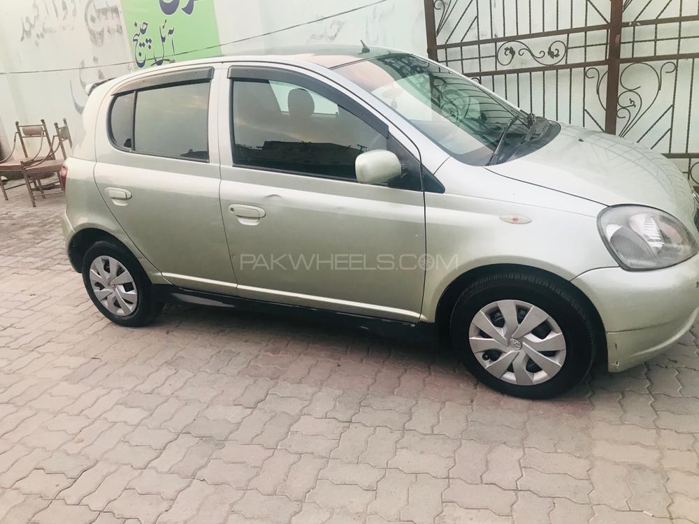 Toyota Vitz 2001 for Sale in Faisalabad Image-1