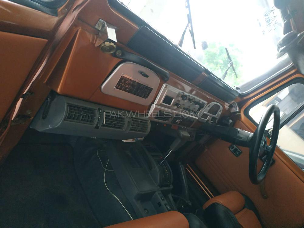 Toyota Land Cruiser 1984 for Sale in Peshawar Toyota Land Cruiser 1984 for Sale in Peshawar Image-5