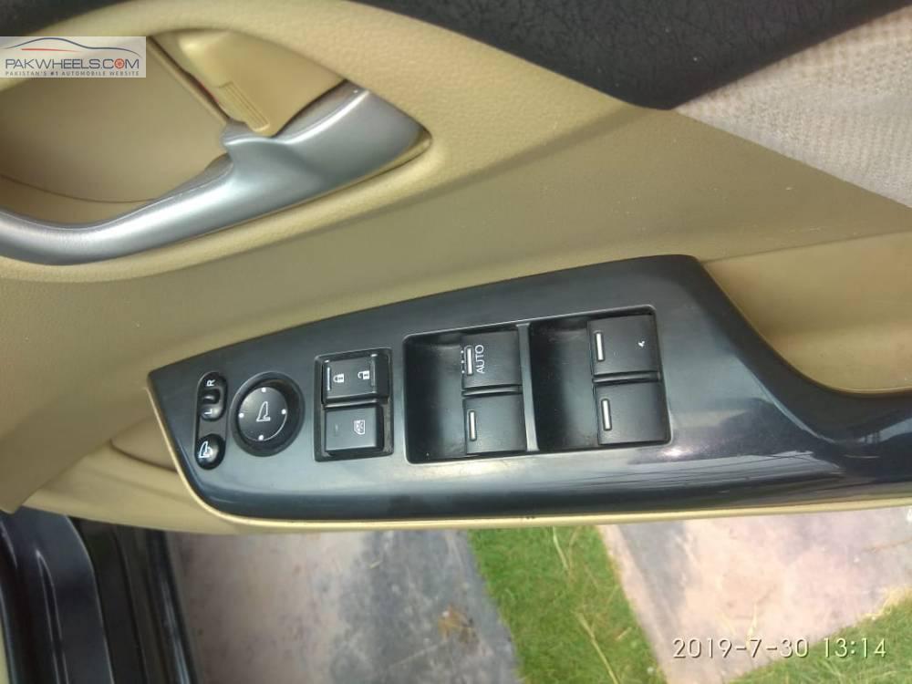Honda Civic 2013 for Sale in Islamabad Honda Civic 2013 for Sale in Islamabad Image-10