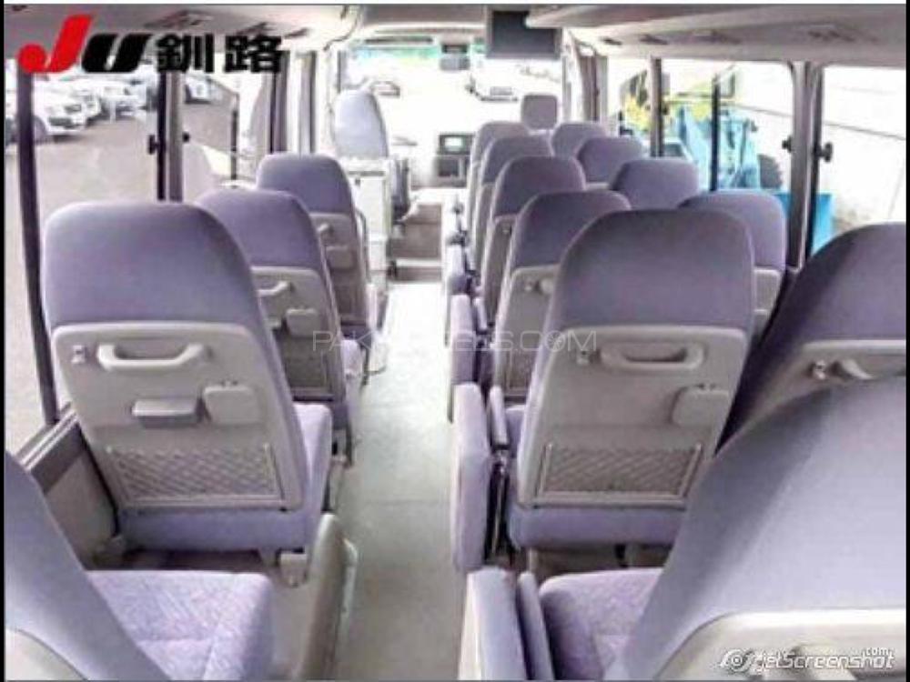 Toyota Coaster 2014 for Sale in Karachi Toyota Coaster 2014 for Sale in Karachi Image-3