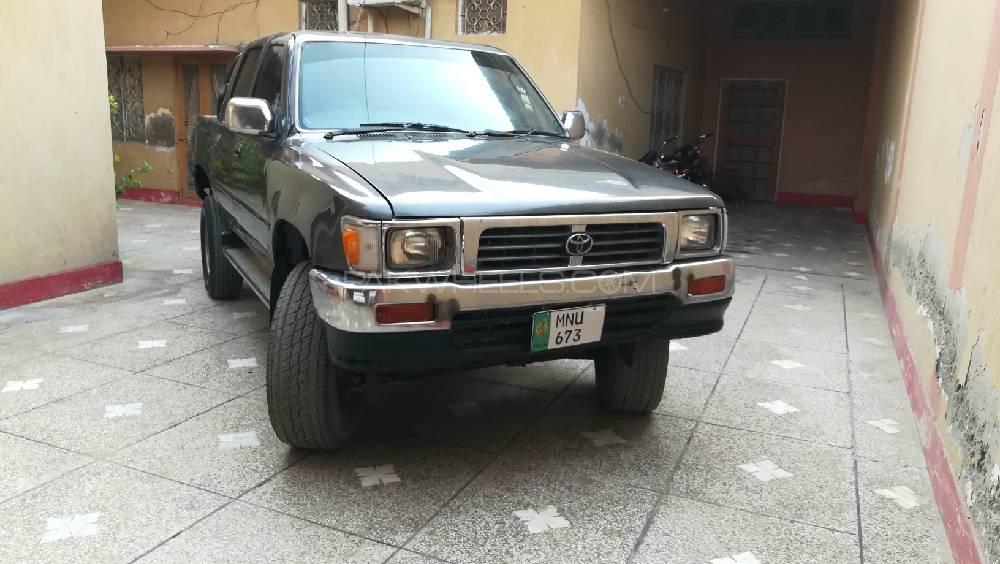 Toyota Hilux 1992 for Sale in Multan Image-1