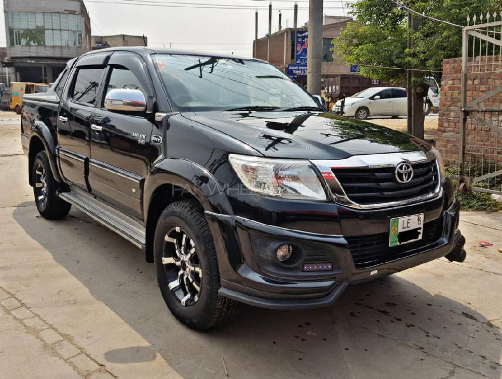 Toyota Hilux 2015 for Sale in Sargodha Image-1